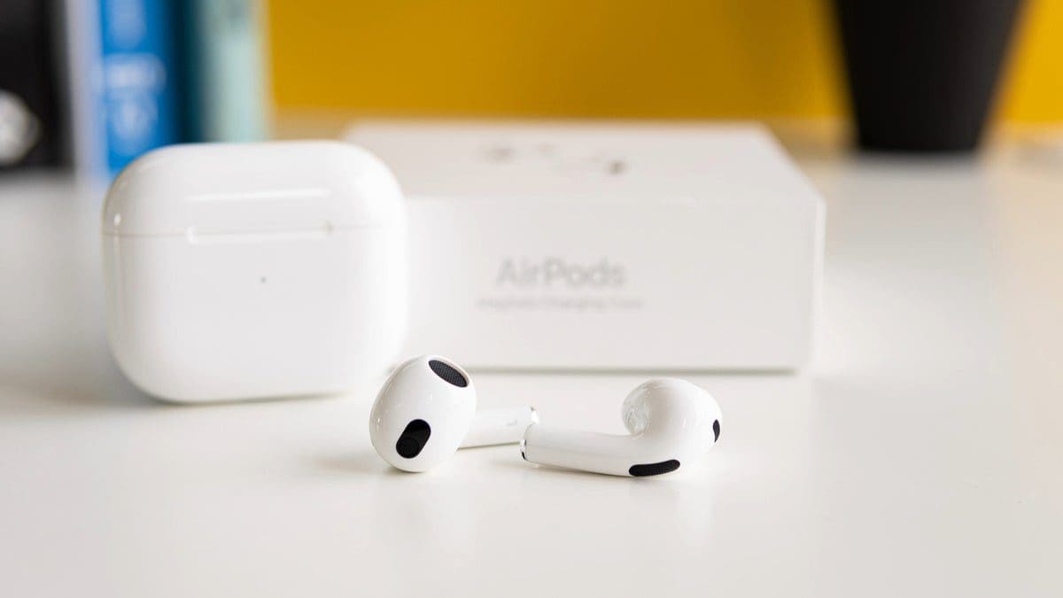Featured image for Apple’s Next-Gen AirPods Set to Soar with New Audio Maestro: Exclusive Update from Phones Canada