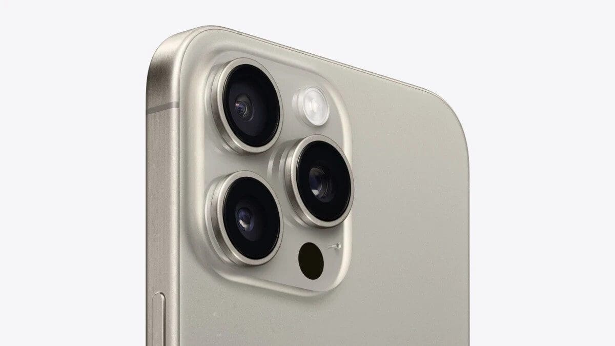 Featured image for Apple’s Shipment Data Reveals Increased Production of iPhone 15 Pro and Pro Max Models