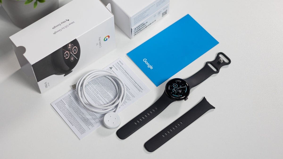 Featured image for Breaking News: Mysterious Google Smartwatch Surfaces in FCC Filing – Not Pixel Watch 3