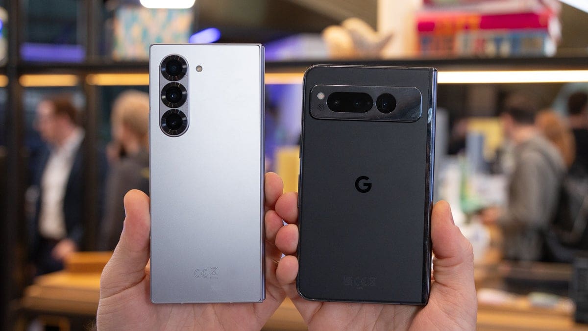 Featured image for Discover the Galaxy Z Fold 6: Size Comparison Guide for Telecommunications Enthusiasts