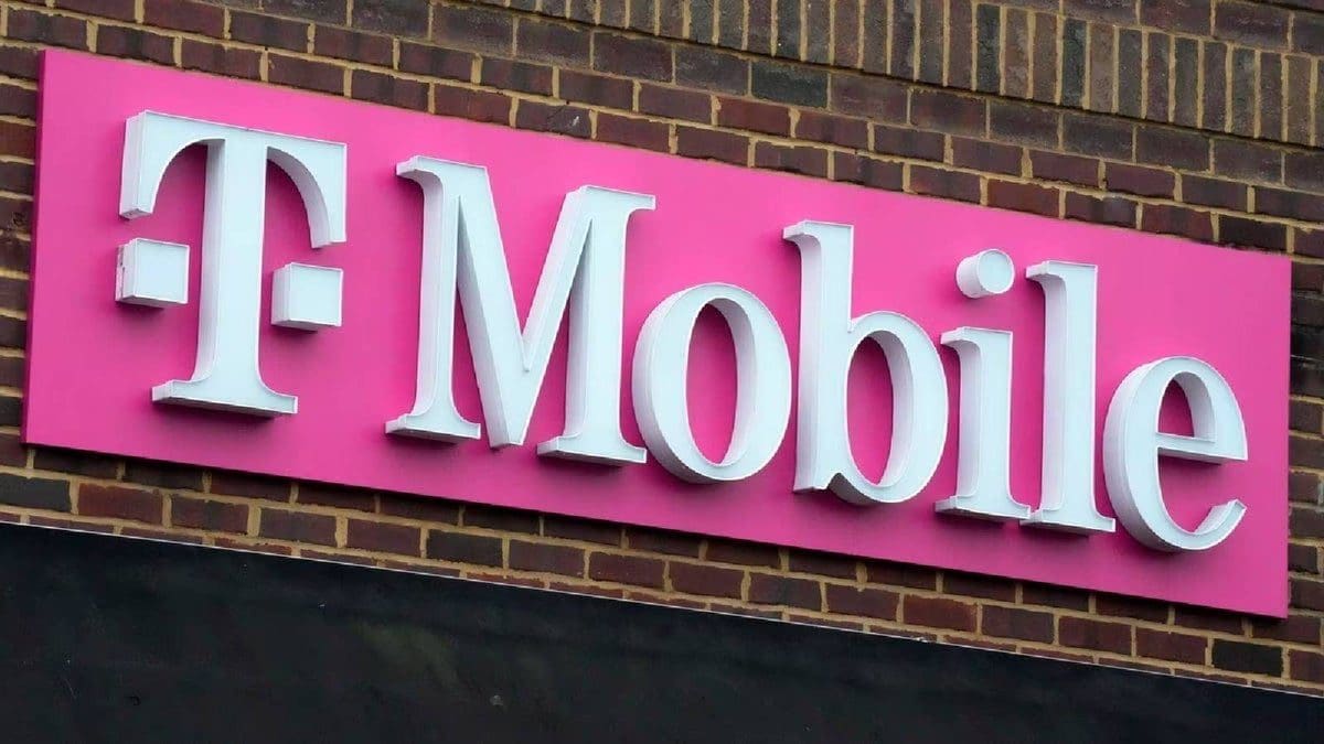Featured image for Disgruntled T-Mobile Customers Consider Leaving as Company Puts Profits Over Service