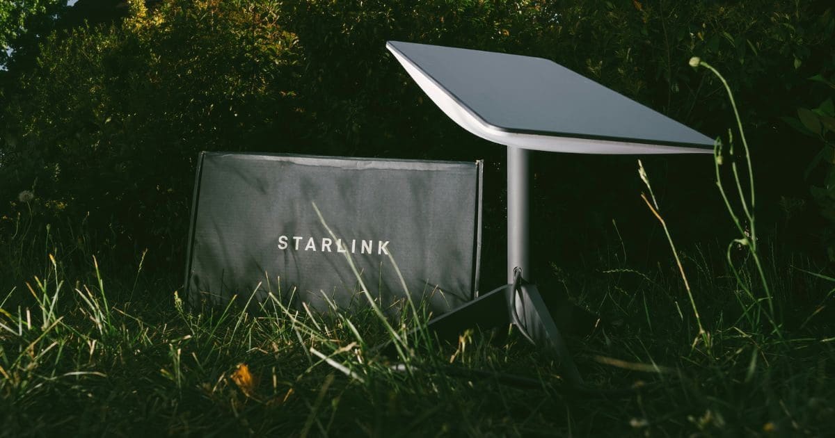 Featured image for Distinguishing Starlink Roam from Starlink Residential: How do they differ?