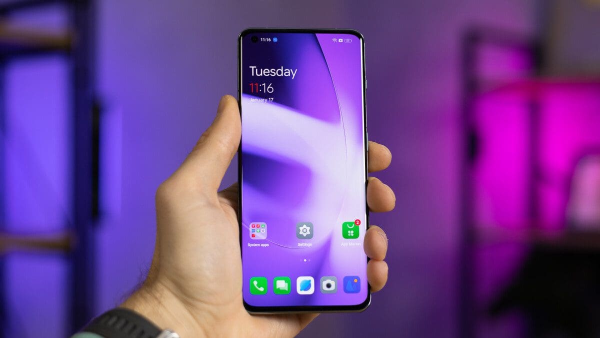 Featured image for Don your shades: OnePlus rumored to unveil a dazzling 3,000 nits display