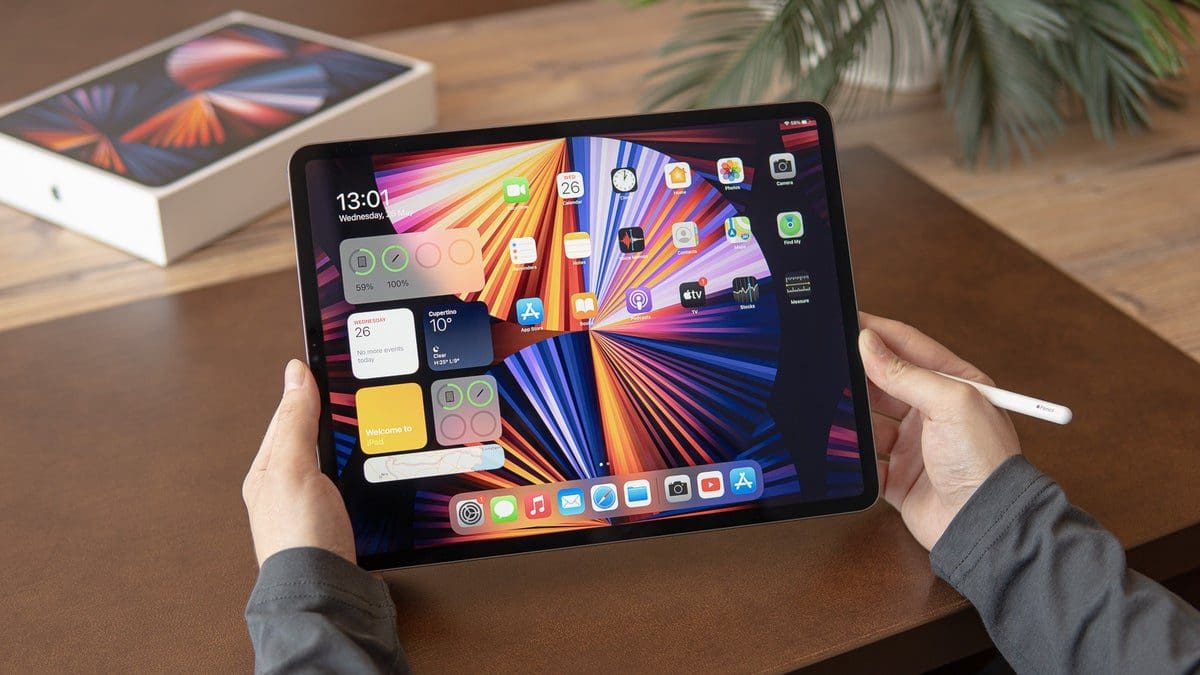 Featured image for Don’t miss out on the big discount for Apple’s M1-powered iPad Pro 12.9 (2021) – hurry up and get yours now!