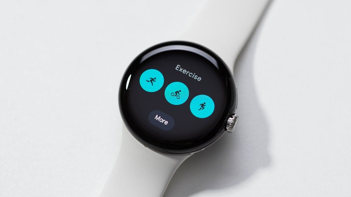 Featured image for Enhanced Fitbit Workout Interface Now Available for First-Generation Pixel Watch in Canada!
