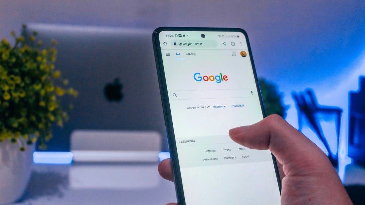 Featured image for Enhanced Google Advanced Search: Simplifying Research for Telecommunications Users in Canada