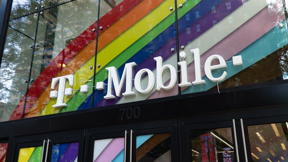 Featured image for Enhanced T-Mobile Connect Plans: A Game-Changer in Telecommunications!