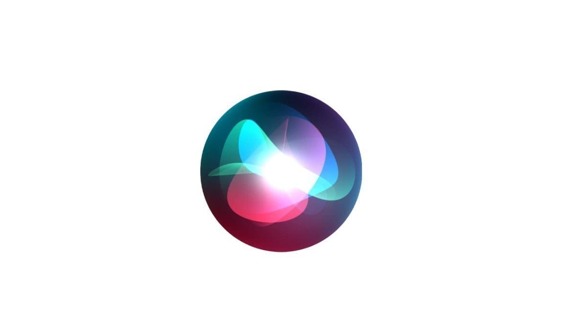 Featured image for Enhancing Siri’s Performance: Apple’s Potential Adoption of LLM for Select Apps
