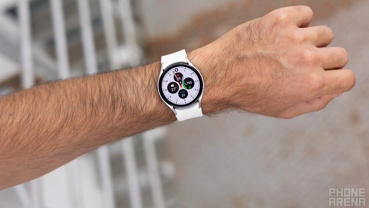 Featured image for Exciting Leak: Galaxy Watch 7 Promises Lightning-Fast 50% Faster Charging!