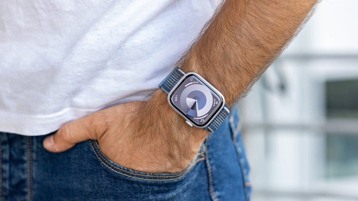 Featured image for Exciting News: Apple Watch Series 10 to Feature Bigger Screen and Sleeker Design!