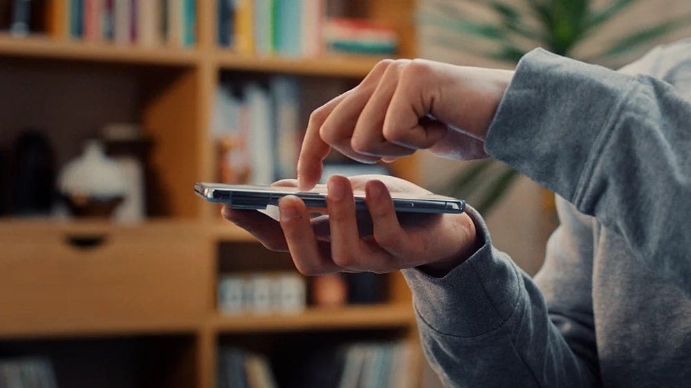 Featured image for Exciting News: Google’s Circle to Search Will Soon Scan Barcodes and QR Codes!