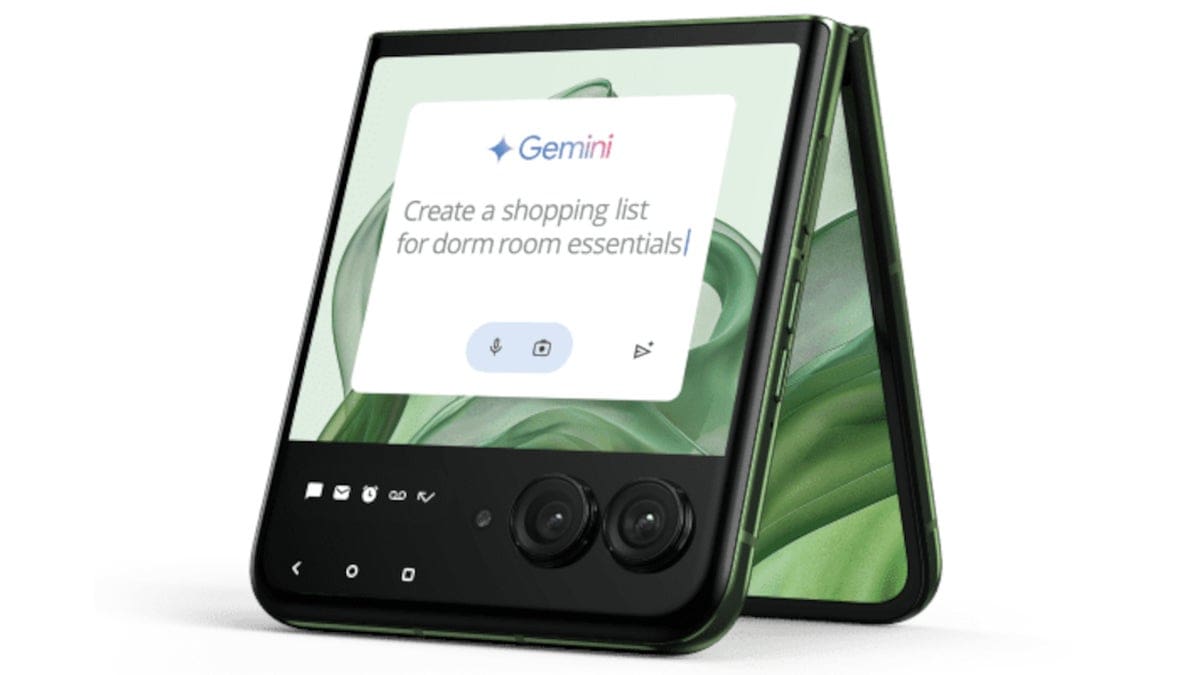 Featured image for Exciting News: Motorola Teams Up with Google to Introduce Gemini to 2024 Razr Collection