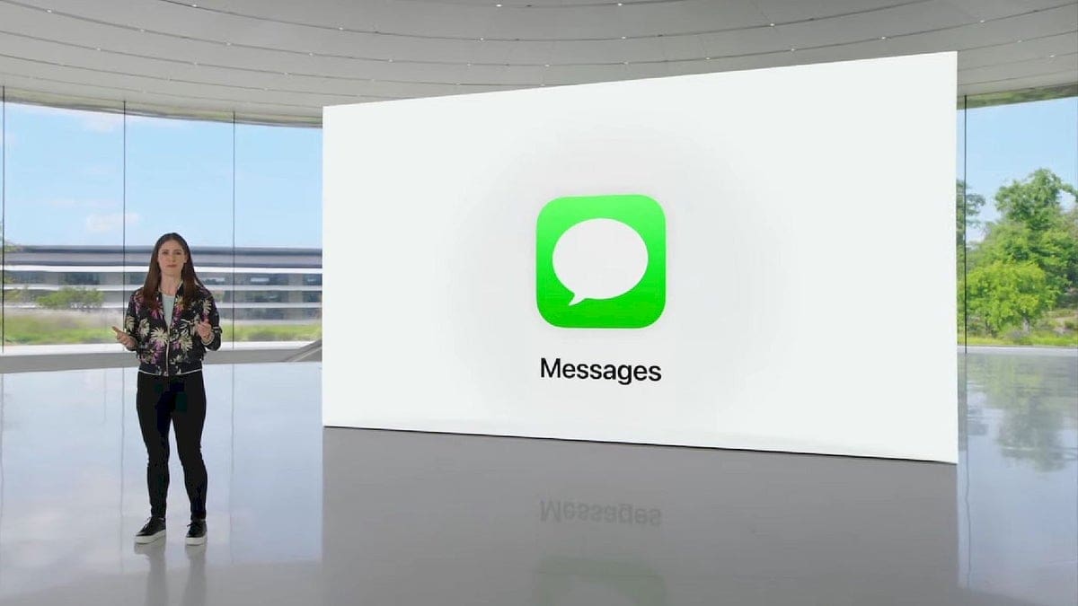 Featured image for Exciting Updates: Apple Introduces Power Button to iPhone & Custom Text Scheduling in iOS 18!