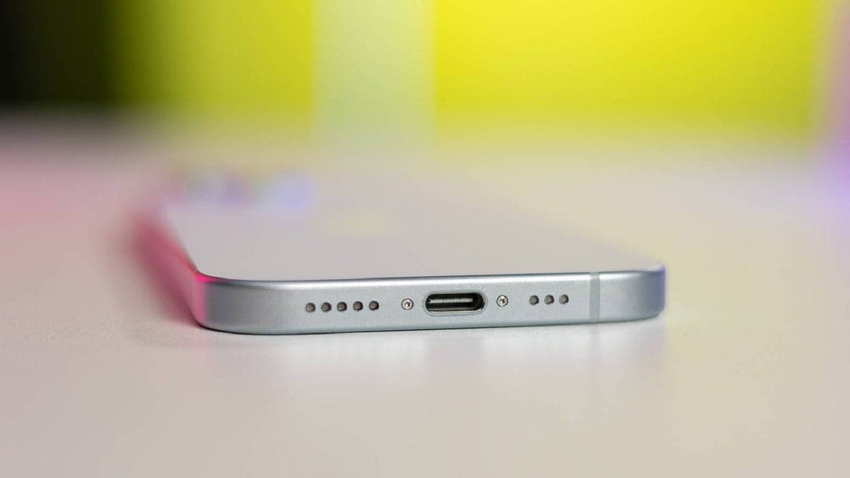 Featured image for Exclusive: iPhone 16 Battery Leak Reveals Apple’s Commitment to Innovation and Quality for Phones Canada Customers