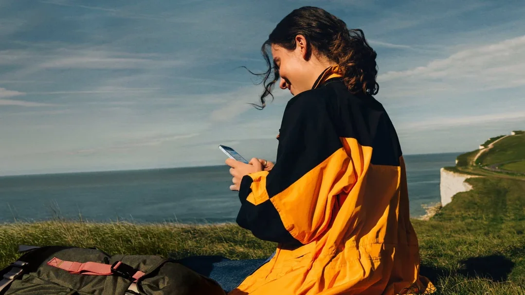 Featured image for Exclusive Preview: Apple Messages via Satellite on iOS 18 – Unveiling the Future of Communication!
