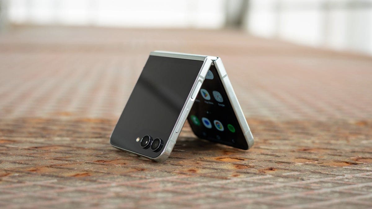 Featured image for Exclusive: Samsung Galaxy Z Flip 6 Price Increase in Europe – What You Need to Know!