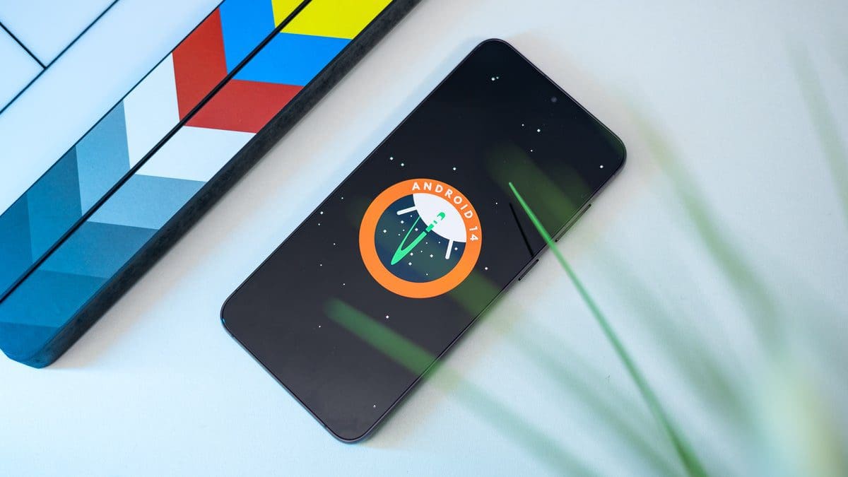 Featured image for Google releases Android 14 QPR2 Beta 3.1 bugfix patch for Pixel devices