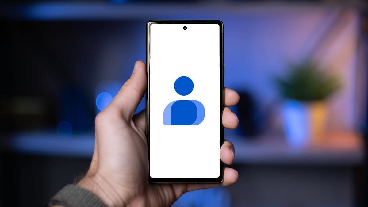 Featured image for Google Trials Compact Search Bar in Contacts App: Streamlining Telecommunications