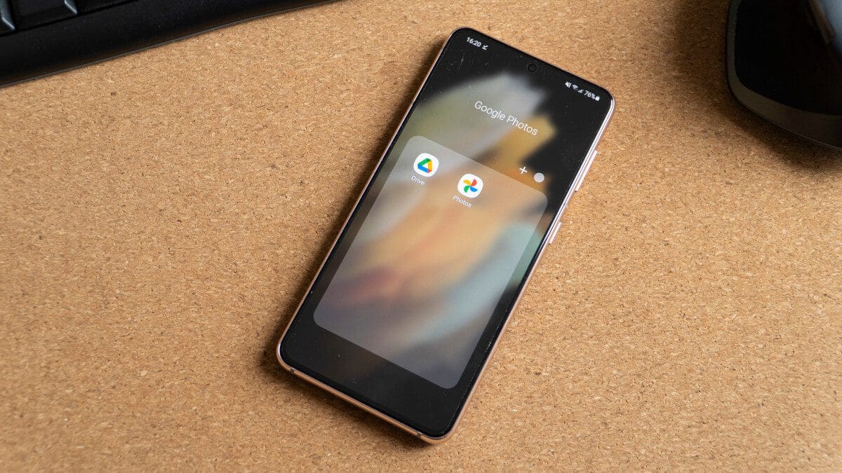 Featured image for Google trials new Reminder feature in Photos app to assist with bill payments
