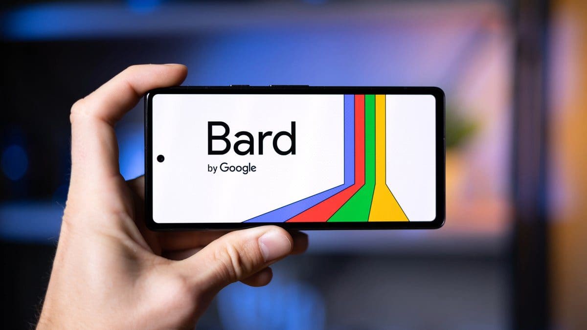 Featured image for Google’s AI chatbot Bard coming soon to Google Messages