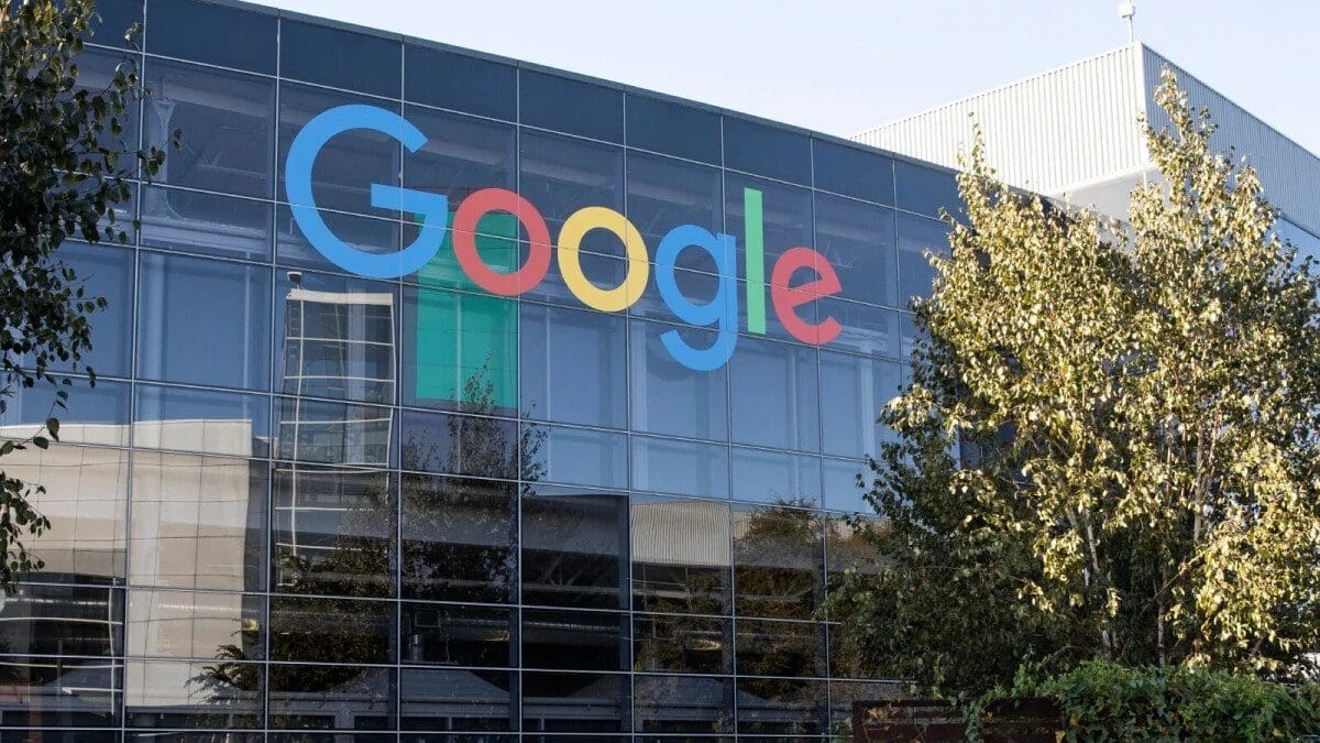 Featured image for Google’s lawyer is embarrassed in court as witness exposes confidential information about its agreement with Apple