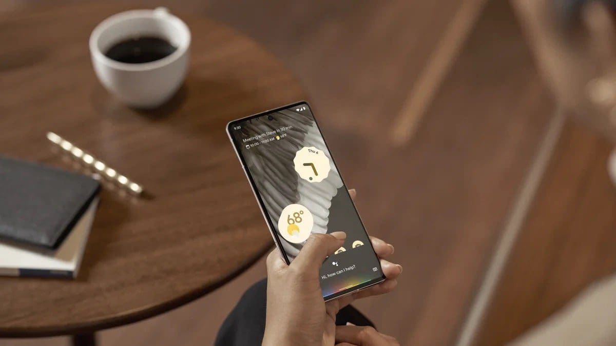 Featured image for Incoming: The “At a Glance” Widget on Pixels Might Soon be Hideable