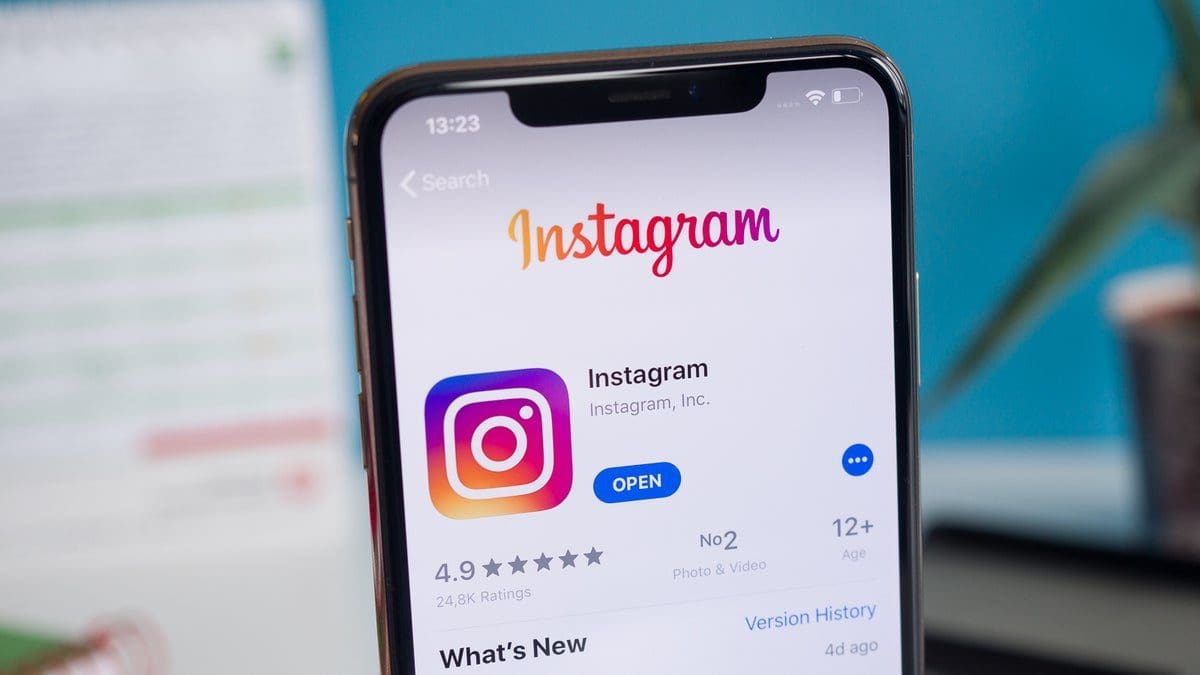 Featured image for Instagram Testing New Feature: Why Users Are Switching Platforms