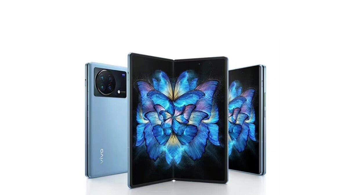 Featured image for Introducing the Potentially Lightest Foldable Phone, Weighing Under 230 Grams