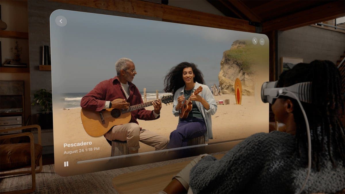 Featured image for iOS 17.2 update for iPhone 15 Pro introduces spatial video capture feature by Apple