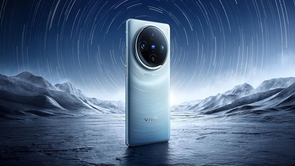 Featured image for iPhone Makes History in Q2: Dominating Canada’s Telecommunications Market