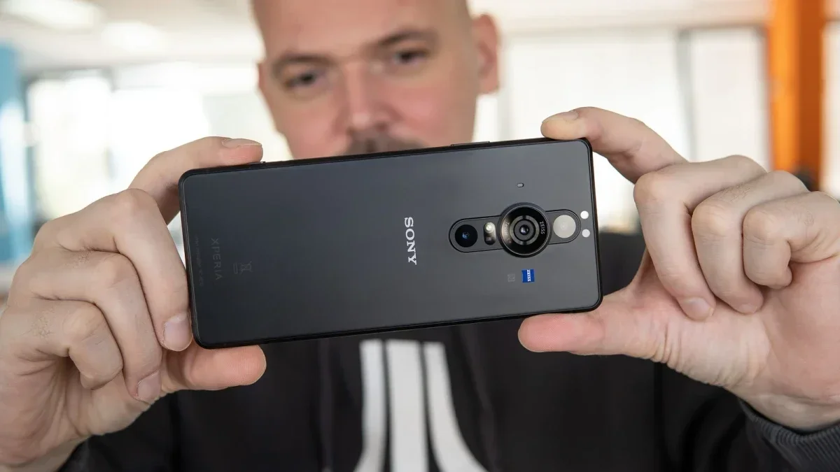 Featured image for Is it possible that Sony’s long-awaited foldable Xperia F could make an appearance at MWC?