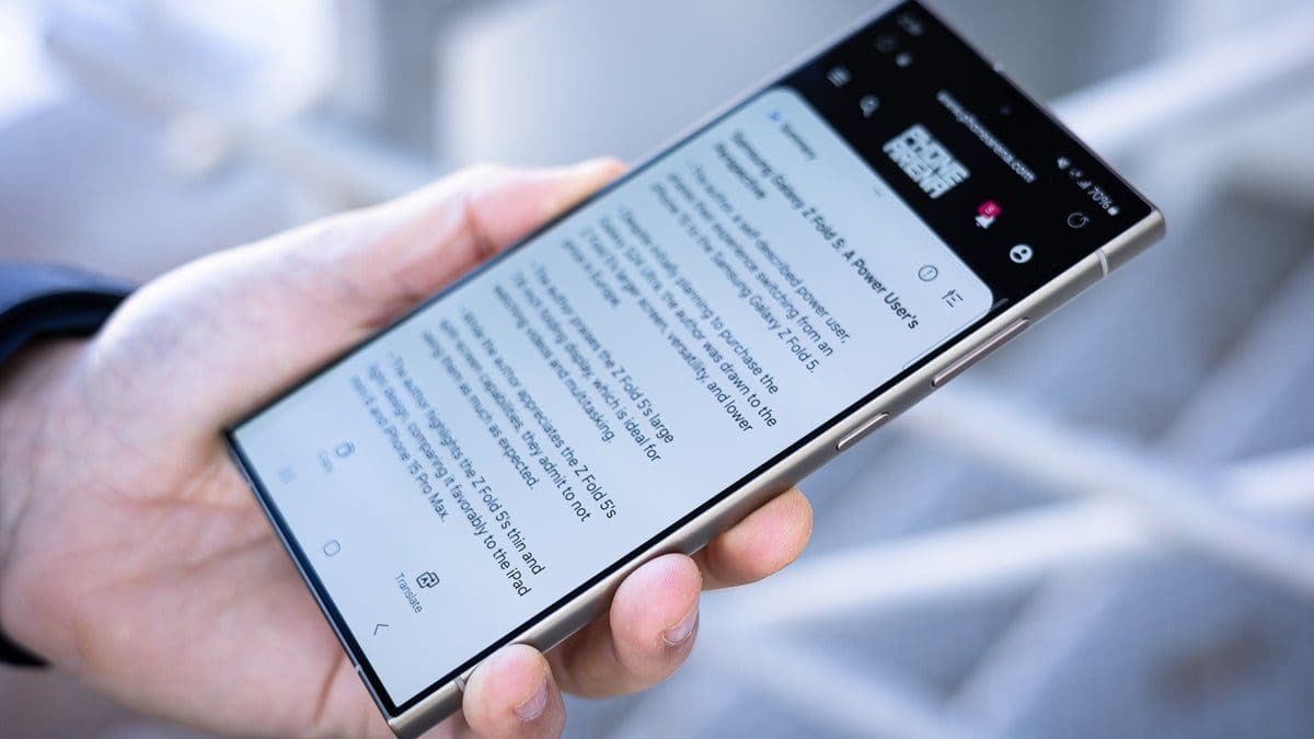 Featured image for Is Samsung’s Decision to Keep the Same Battery Size for the Galaxy S24 Ultra Enough for 2024?