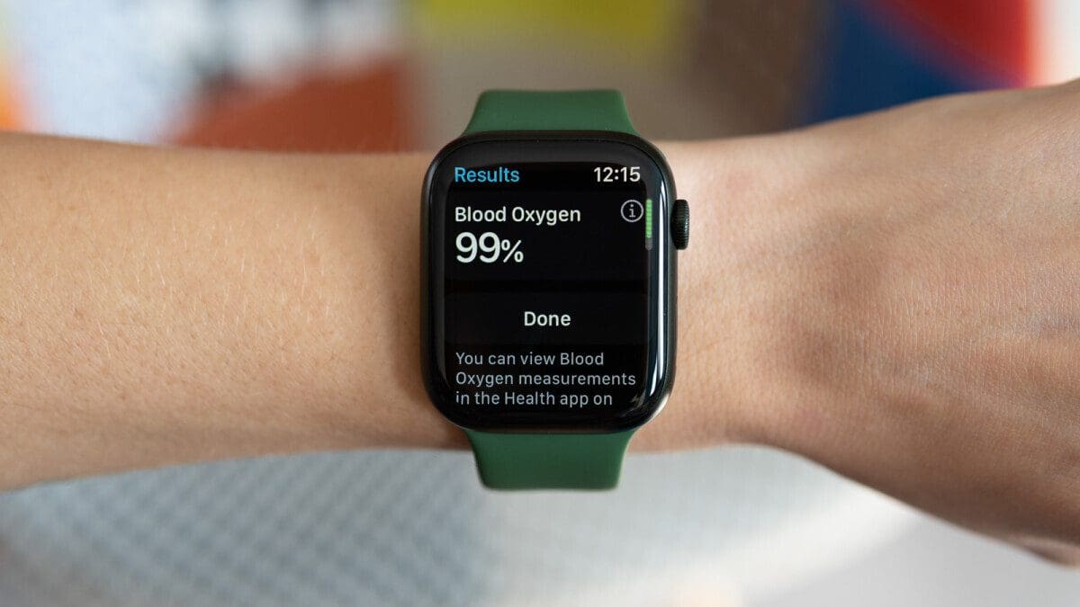 Featured image for ITC Imposes Order with the Potential to Ban Apple Watch Imports in Ongoing Apple vs Masimo Patent Dispute