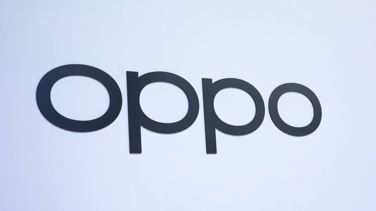 Featured image for Leaked images reveal OPPO Find X7 and X7 Pro with 100W fast charging capabilities