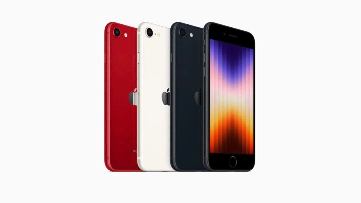 Featured image for Leaked iPhone SE 4 Rumors Point Towards Enhanced Camera, Expanded Display, and Introduction of Face ID
