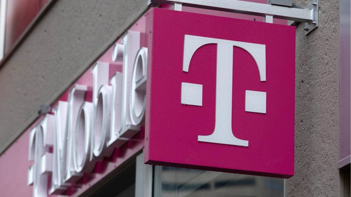 Featured image for Massive Data Breach: 90GB of Customer Data from Leading T-Mobile Authorized Retailer Exposed