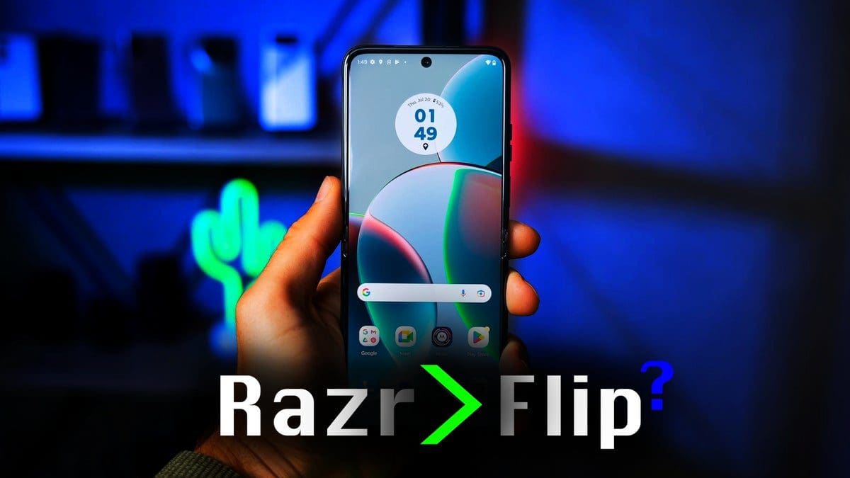 Featured image for Motorola Razr: The $500 folding phone that has a small setback Samsung didn’t encounter