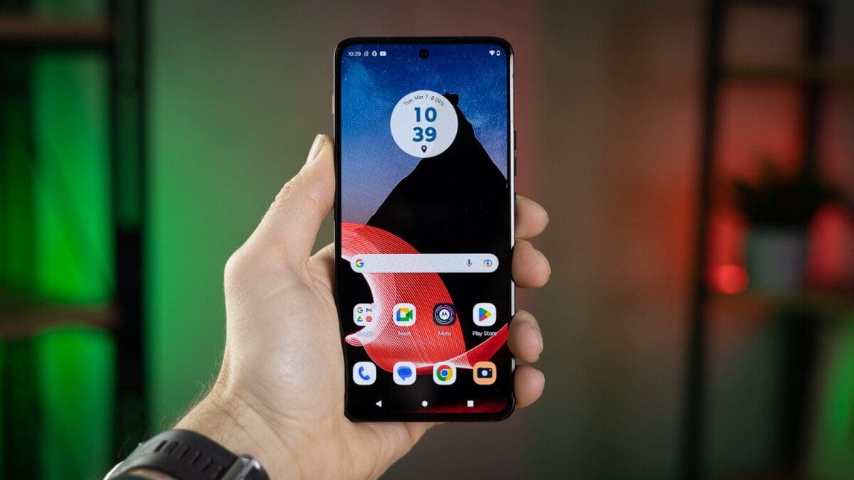 Featured image for Motorola’s business-focused ThinkPhone by Lenovo now available at an unprecedented low price
