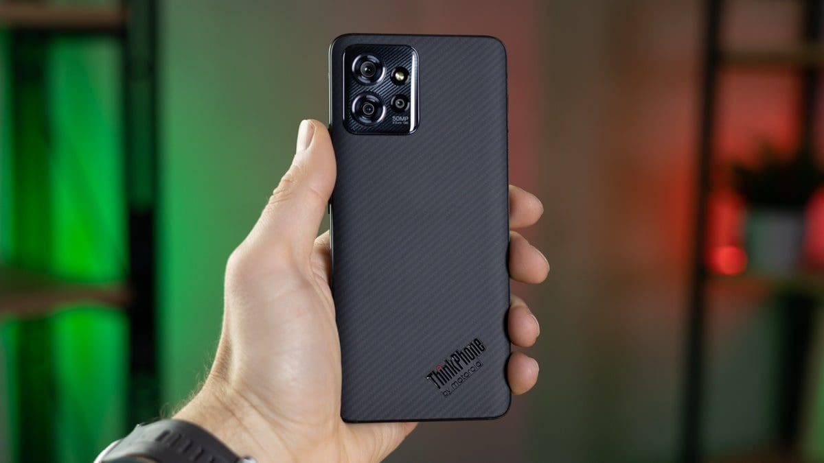 Featured image for New ‘Cyber Week’ promotion offers even greater savings on the innovative Motorola ThinkPhone