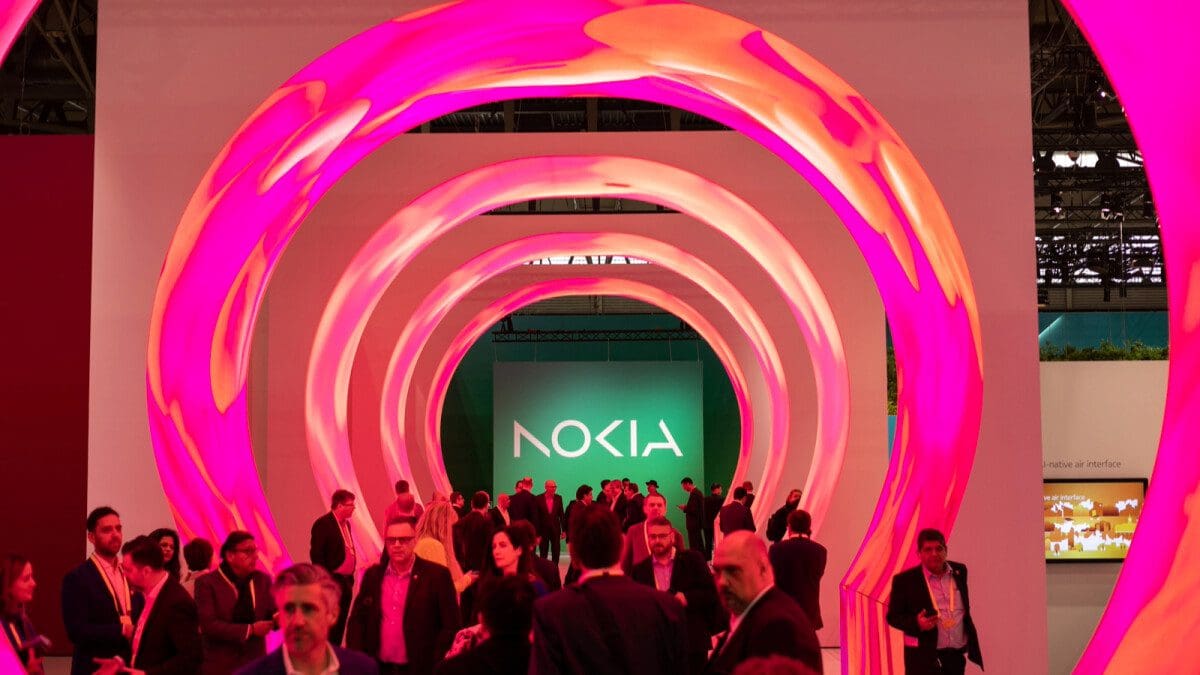 Featured image for Nokia to cut 14,000 jobs in response to market difficulties