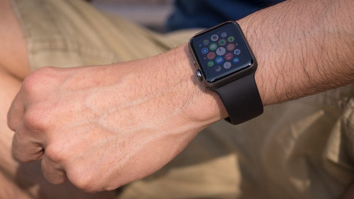 Featured image for Non-Invasive Blood Glucose Monitoring Integrated in First Apple Watch