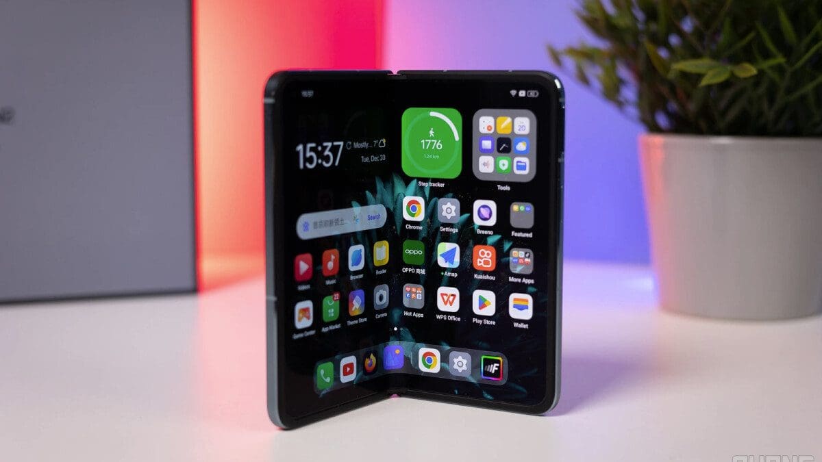 Featured image for OnePlus Announces Plans for a Foldable Phone in 2023