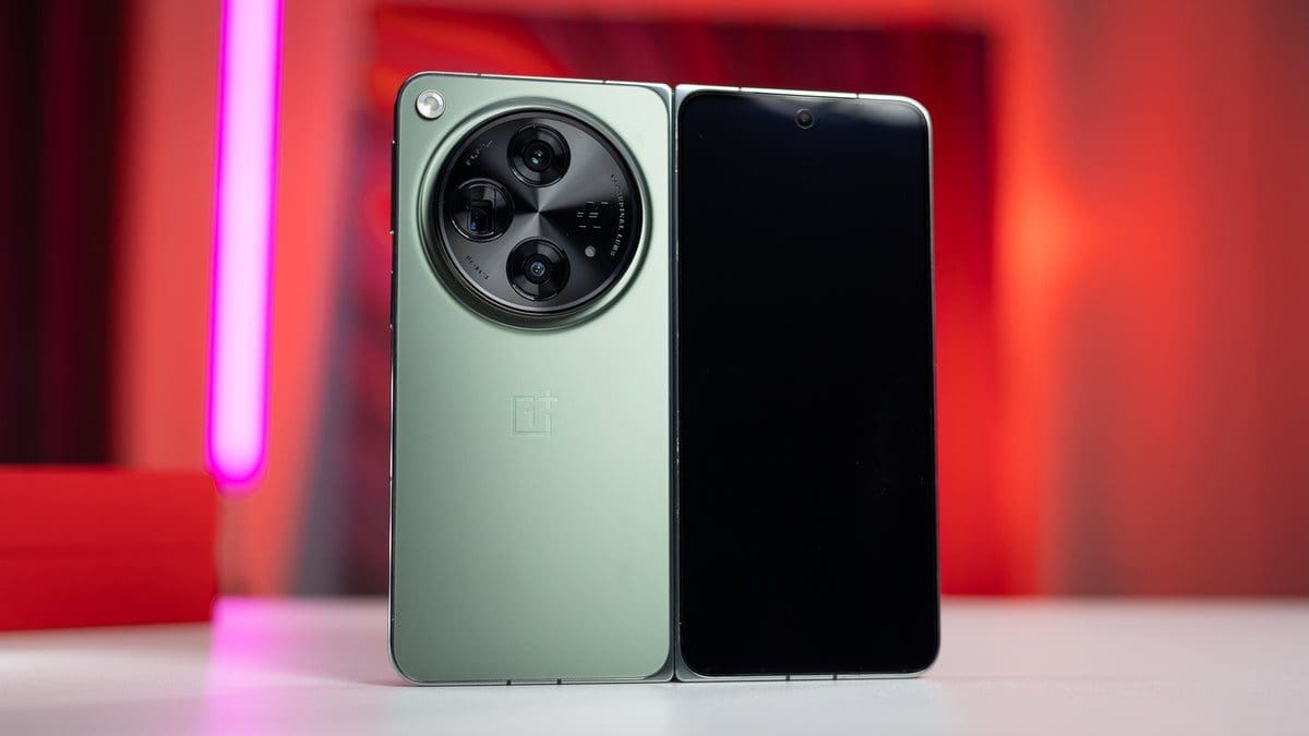 Featured image for Oppo’s Bold Move: Exiting Foldables Market While Vivo Stays Mum