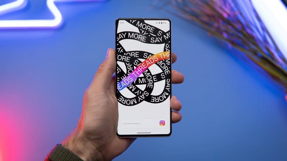 Featured image for Phones Canada Launches Exciting Swipe Gesture Feature for Liking Posts – Try it Now!