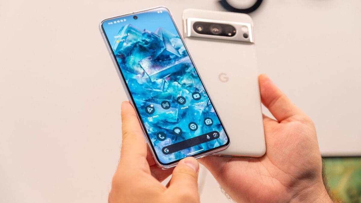 Featured image for Pixel 8 Pro’s Display: Twice as Power Efficient as the Pixel 7 Pro, Bringing Joy to Greta Thunberg and You!