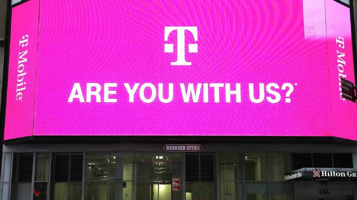Featured image for Protect Your Phone Number: T-Mobile Boosts Security Against Theft with $300 Incentive for Employees