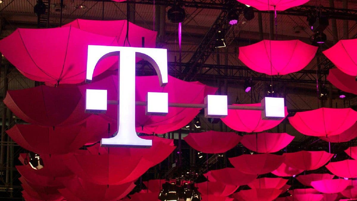 Featured image for Qualify for a complimentary T-Mobile line