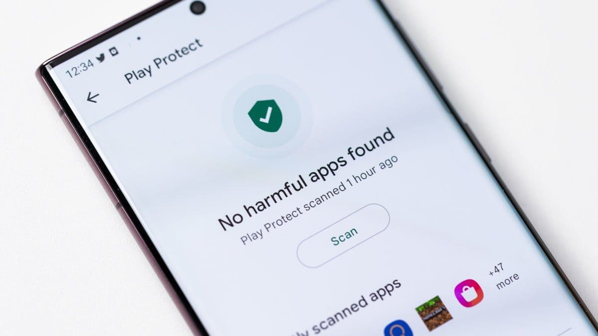 Featured image for Remove these risky VPN apps from your Android device to protect against cyber threats!