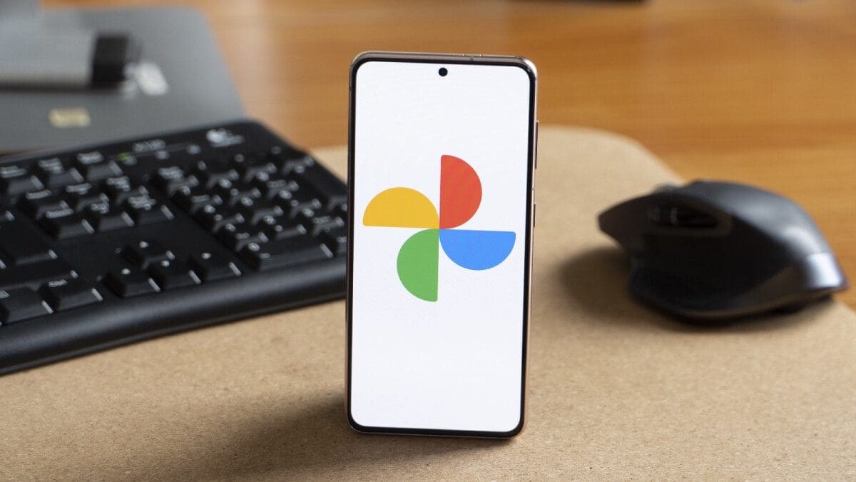 Featured image for Reportedly, Google Photos’ to-be-launched feature, “Photo Stack,” explained
