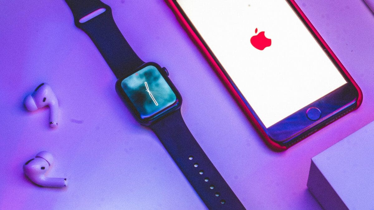 Featured image for Research Finds that Only 12% of Individuals Own the Apple Trio: iPhone, Apple Watch, and AirPods